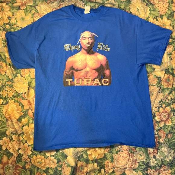 Gildan Other - TUPAC GRAPHIC T SHIRT
